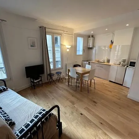 Sacre Coeur Montmartre Et Tour Eiffel, 8 People, Apartment *