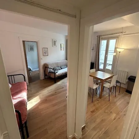 Sacre Coeur Montmartre Et Tour Eiffel, 8 People, Apartment Paris